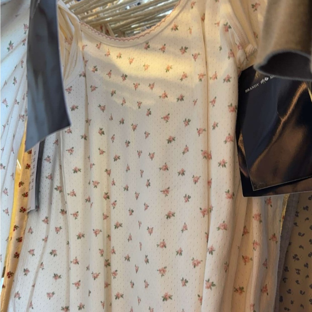 Brandy Melville skylar floral eyelet tank